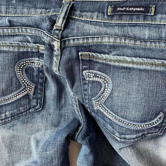 Rock and Republic Bling Back Pocket Jeans - Picture 2 of 8